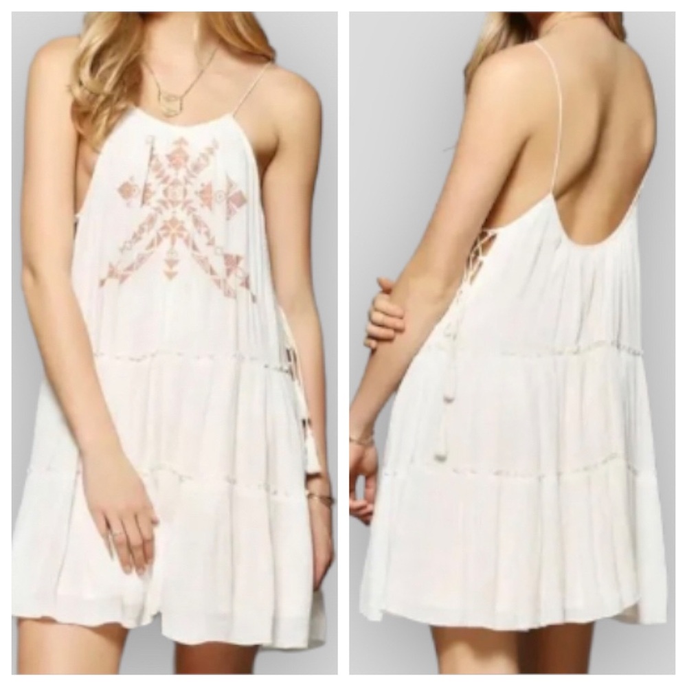 Urban Outfitters Ecote Bohemian Embroidered Mini Beach Festival Dress Size M